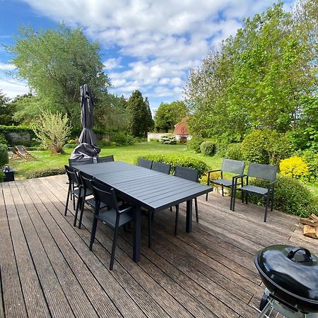 B&B - Villa Des Remparts - Ardres Proche Calais-St Omer-Dunkerque المظهر الخارجي الصورة
