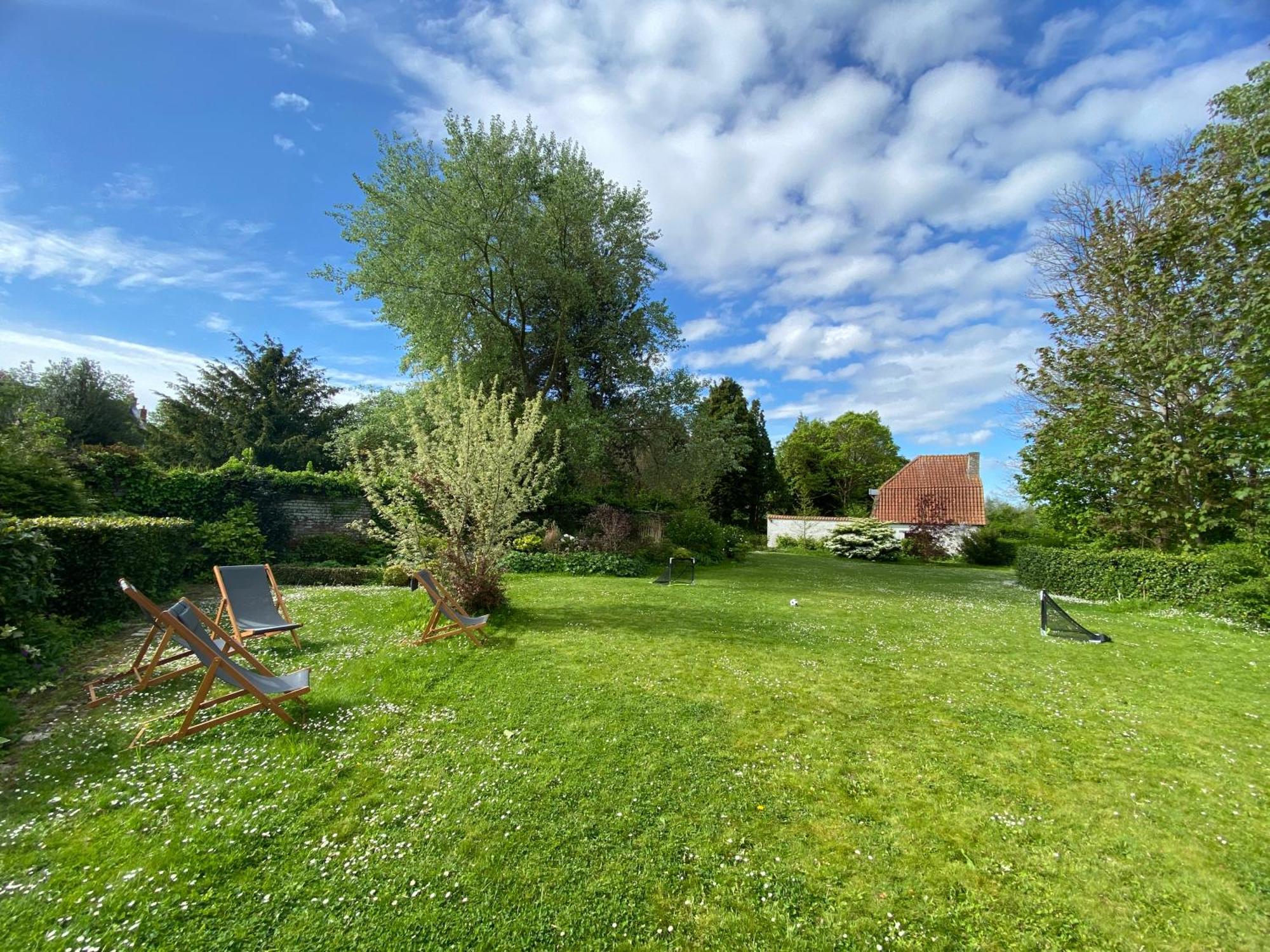 B&B - Villa Des Remparts - Ardres Proche Calais-St Omer-Dunkerque المظهر الخارجي الصورة